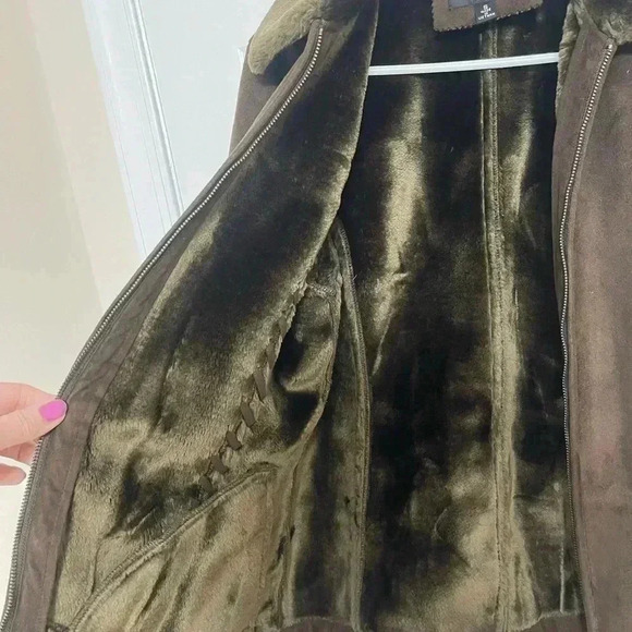 Warm Cozy and Beautiful Braetan Coat Size Small - Picture 11 of 12